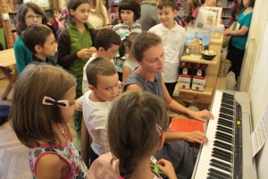 S-a cântat la pian. Foto Cătălin Oprea.